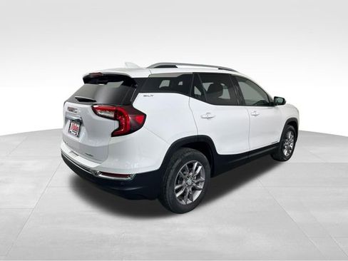 Used 2022 GMC Terrain SLT w/ Infotainment Package II AWD/4WD image 7