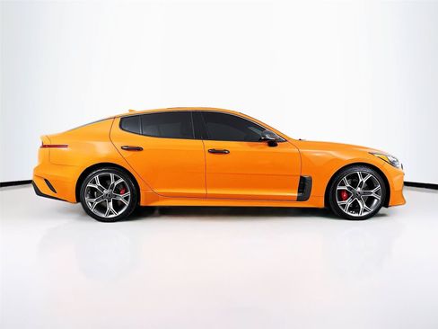 Used 2019 Kia Stinger GTS RWD image 11