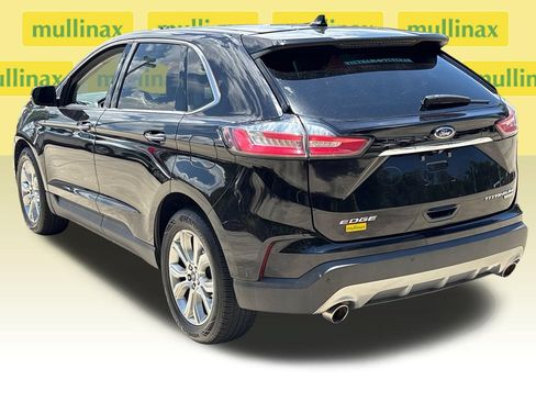 Used 2020 Ford Edge Titanium w/ Equipment Group 301A FWD image 10
