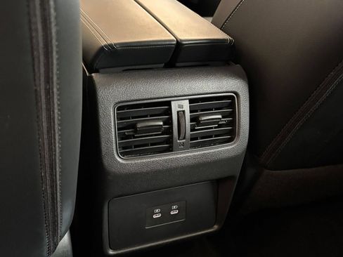 Used 2026 Nissan Rogue SL FWD image 25