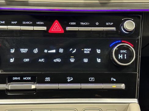 Used 2025 Hyundai Santa Fe Calligraphy image 20