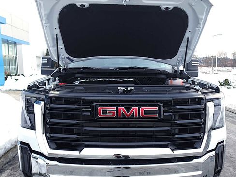 New 2026 GMC Sierra 3500 Pro w/ Convenience Package AWD/4WD image 31
