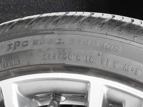 Used 2025 Cadillac CT4 Premium Luxury image 31