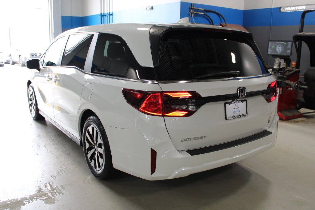 Certified 2026 Honda Odyssey EX-L image 24