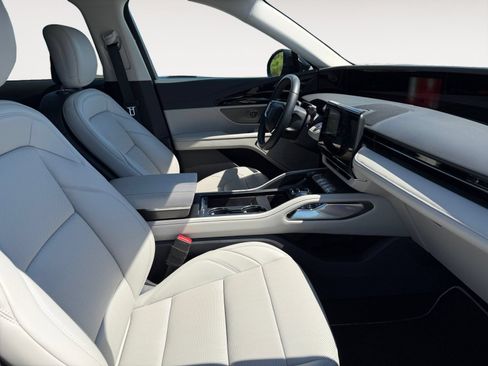 New 2026 Lincoln Nautilus Premier AWD/4WD image 15