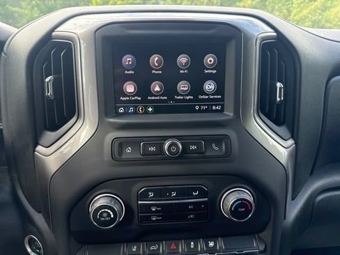 Used 2024 Chevrolet Silverado 2500 Custom w/ Custom Convenience Package AWD/4WD image 9