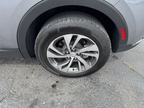 Used 2022 Buick Envision Essence w/ Technology Package I FWD image 36