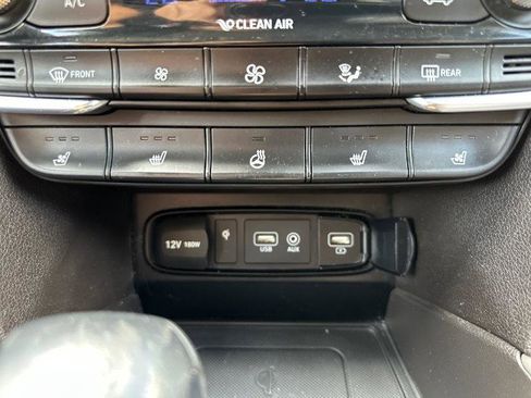 Used 2019 Hyundai Santa Fe AWD image 33