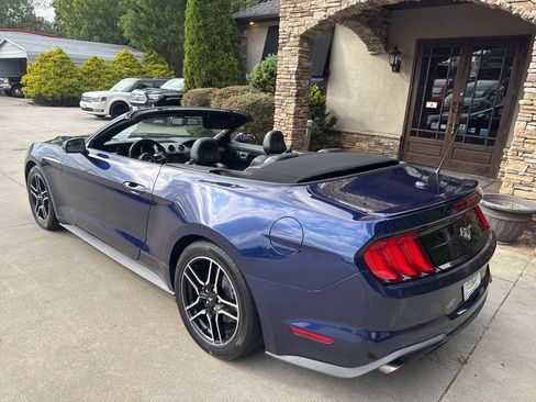 Used 2020 Ford Mustang Premium RWD image 10