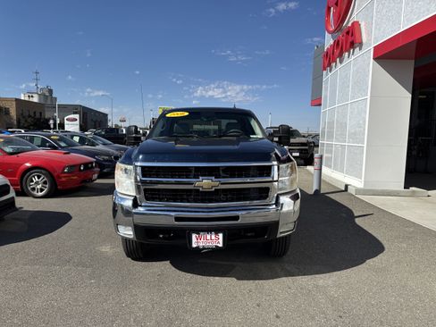 Used 2008 Chevrolet Silverado 2500 LTZ w/ Suspension Package, Off-Road image 5