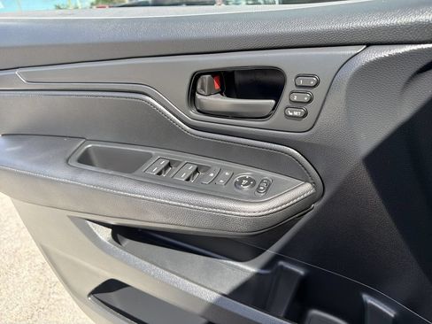 Used 2024 Honda Odyssey Sport image 23