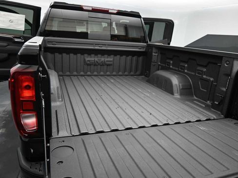 New 2026 GMC Sierra 1500 Elevation w/ Preferred Package AWD/4WD image 13