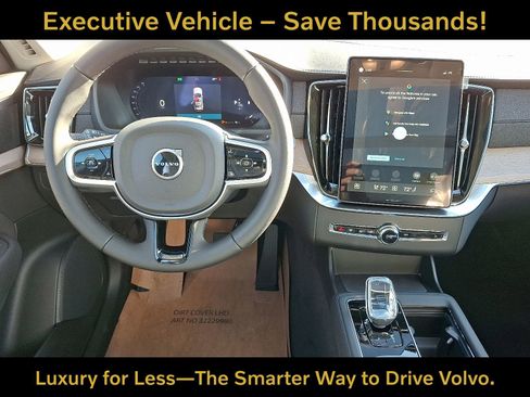 Certified 2026 Volvo XC90 B6 Plus w/ Protection Package Premier AWD/4WD image 7