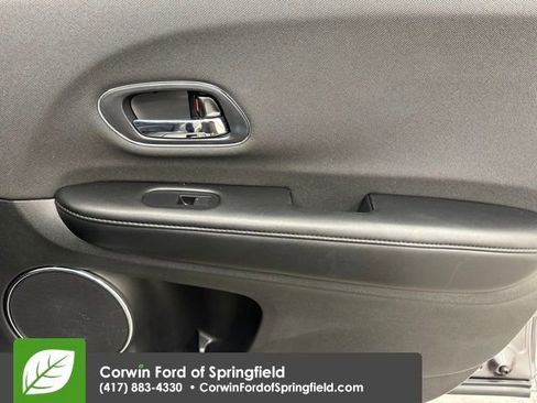 Used 2022 Honda HR-V EX image 11