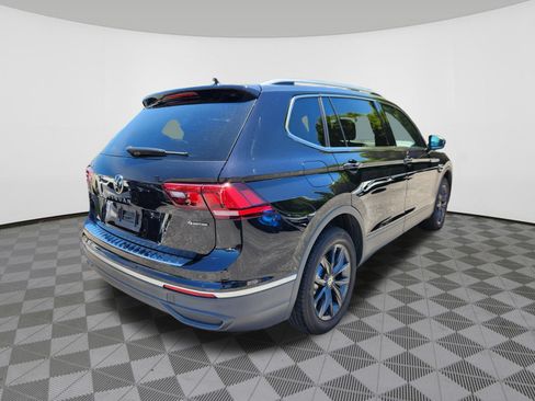 Certified 2024 Volkswagen Tiguan SE AWD/4WD image 4