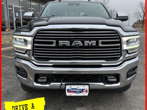 Used 2019 RAM 3500 Laramie image 15
