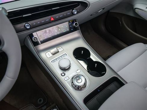 New 2026 Genesis GV70 2.5T Advanced image 26