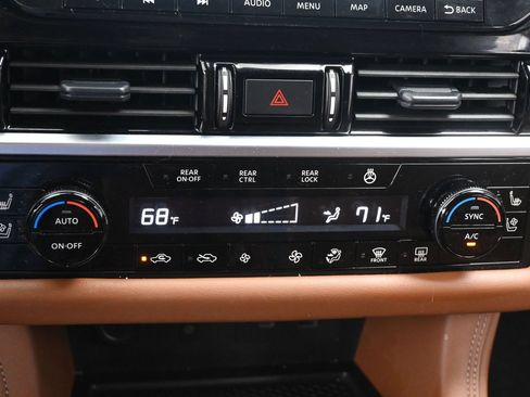 Certified 2025 Nissan Pathfinder Platinum w/ Cargo Package FWD image 20