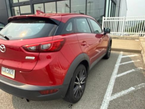Used 2018 MAZDA CX-3 Touring AWD/4WD image 3