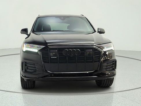Used 2023 Audi Q7 2.0T Premium Plus w/ Premium Plus Package AWD/4WD image 2