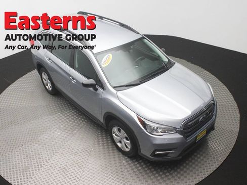 Used 2022 Subaru Ascent 8-Passenger AWD/4WD image 3