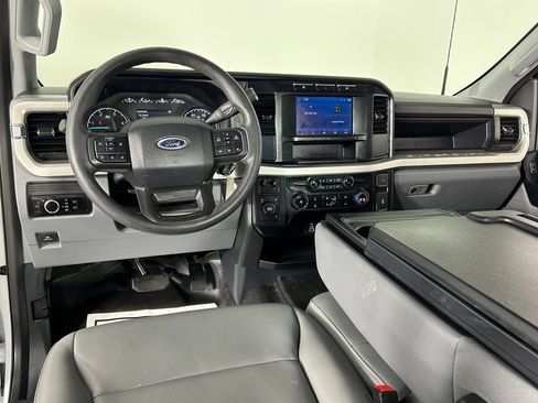 Used 2024 Ford F250 XL AWD/4WD image 16