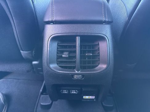 Used 2023 Jeep Cherokee Altitude Lux image 49