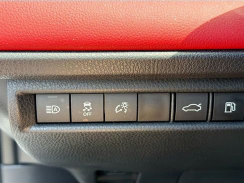 Used 2025 Toyota Camry XSE FWD image 28
