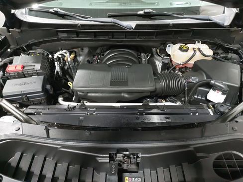 Used 2023 GMC Yukon SLT image 35