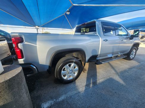 Used 2020 Chevrolet Silverado 2500 LTZ w/ LTZ Premium Package image 4