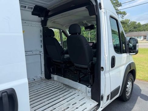 Used 2023 RAM ProMaster 2500 FWD image 11