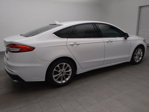 Used 2019 Ford Fusion SE FWD image 10