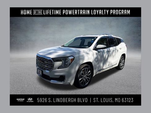 Used 2023 GMC Terrain Denali AWD/4WD image 1