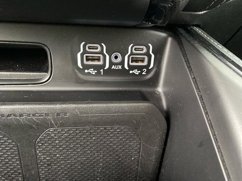 Used 2023 RAM 1500 Limited image 14