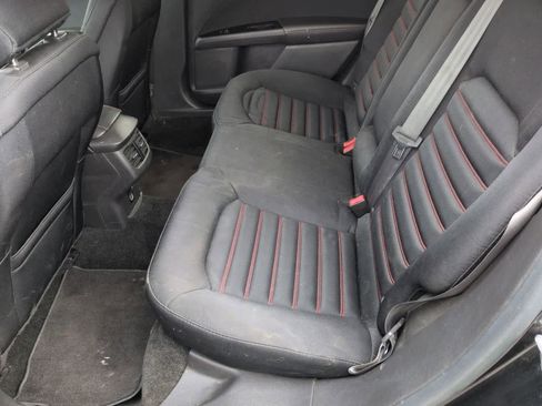 Used 2015 Ford Fusion SE w/ Equipment Group 201A image 9