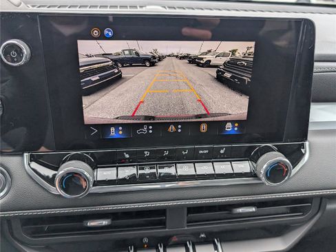 New 2026 Chevrolet Colorado LT w/ LT Convenience Package AWD/4WD image 24