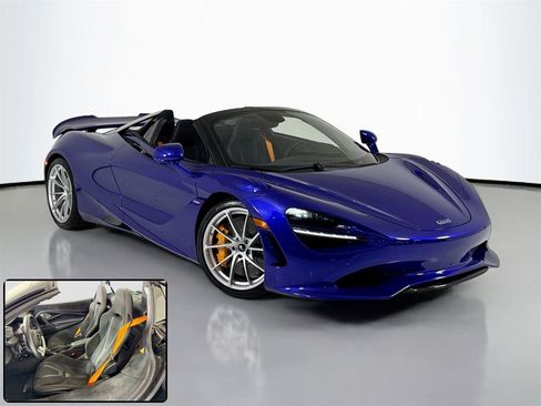 Used 2024 McLaren 750S Spider image 2
