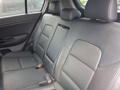 Used 2019 Kia Sportage EX w/ Option Group 040 AWD/4WD image 10