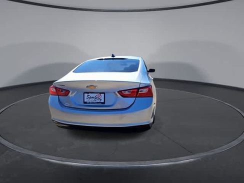 Used 2021 Chevrolet Malibu LS FWD image 7