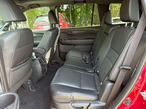 Used 2023 Honda Passport EX-L image 25