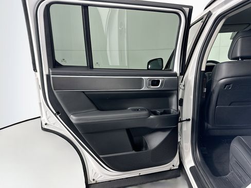 Used 2025 Hyundai Santa Fe SEL image 25