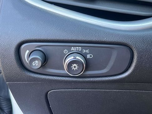 Used 2024 Chevrolet Malibu LT FWD image 19