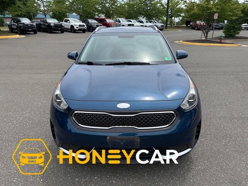 Used 2019 Kia Niro LX FWD image 1
