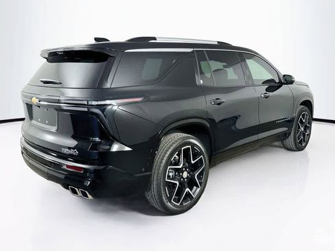 Used 2026 Chevrolet Traverse High Country w/ LPO, Floor Liner Package FWD image 24