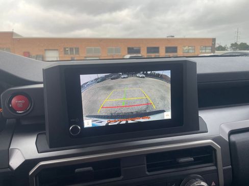 Used 2025 Toyota 4Runner TRD Off-Road image 17