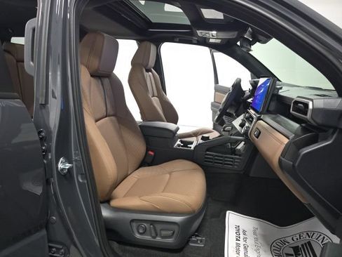 New 2026 Toyota 4Runner Limited AWD/4WD image 19