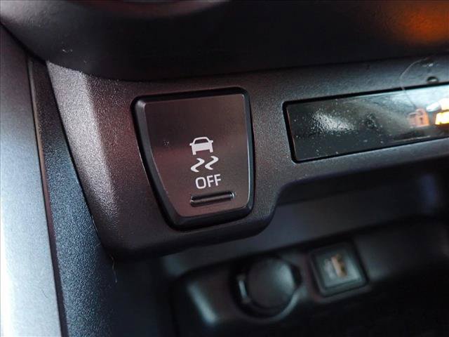 Certified 2025 Toyota RAV4 LE AWD/4WD image 16