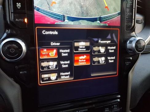 Used 2021 RAM 1500 Laramie image 33