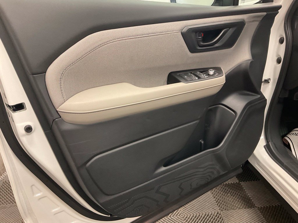 New 2026 Subaru Forester Premium AWD/4WD image 11