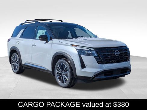 New 2026 Nissan Pathfinder Platinum image 9